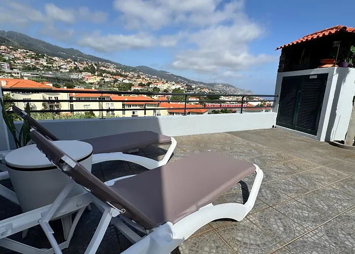 Starry View Chalet Funchal (Madeira)