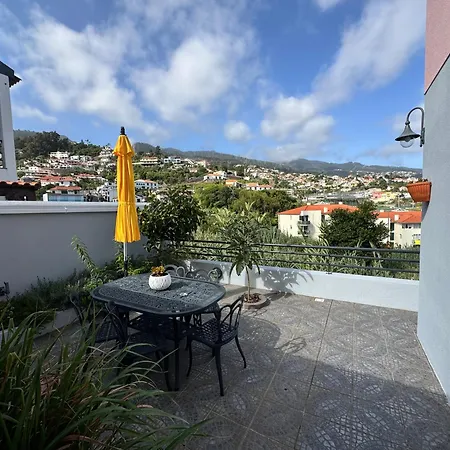 Starry View פונשל