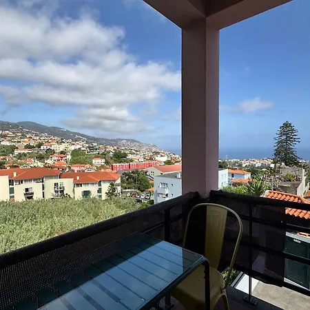 Starry View Chalet Funchal (Madeira)